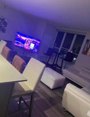3 bedroom apartment in brand new complex near the metro train, Wheeling
